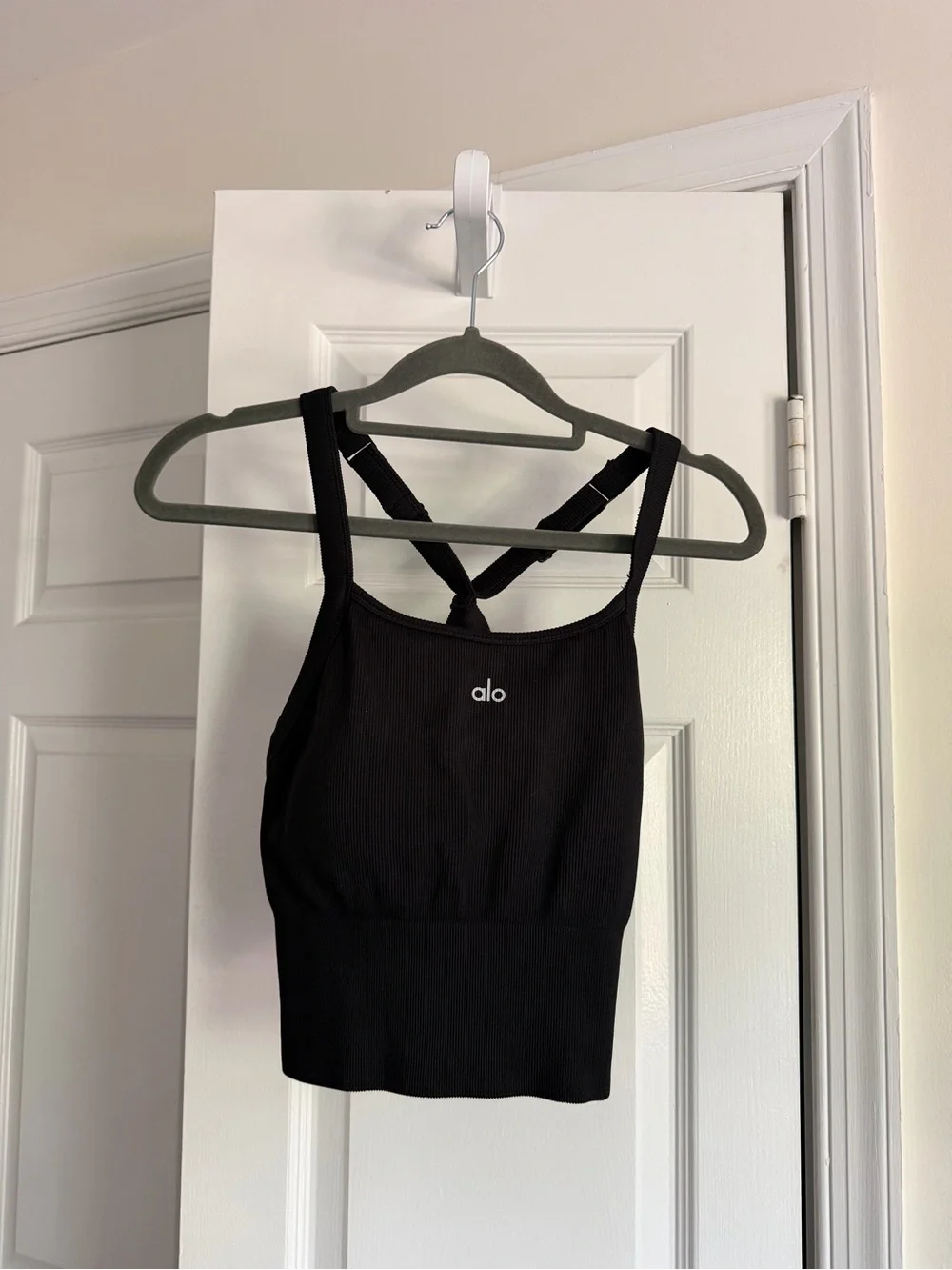 Alo Yoga Seamless Ribbed Favorite Bra Tank Black Built In Bra